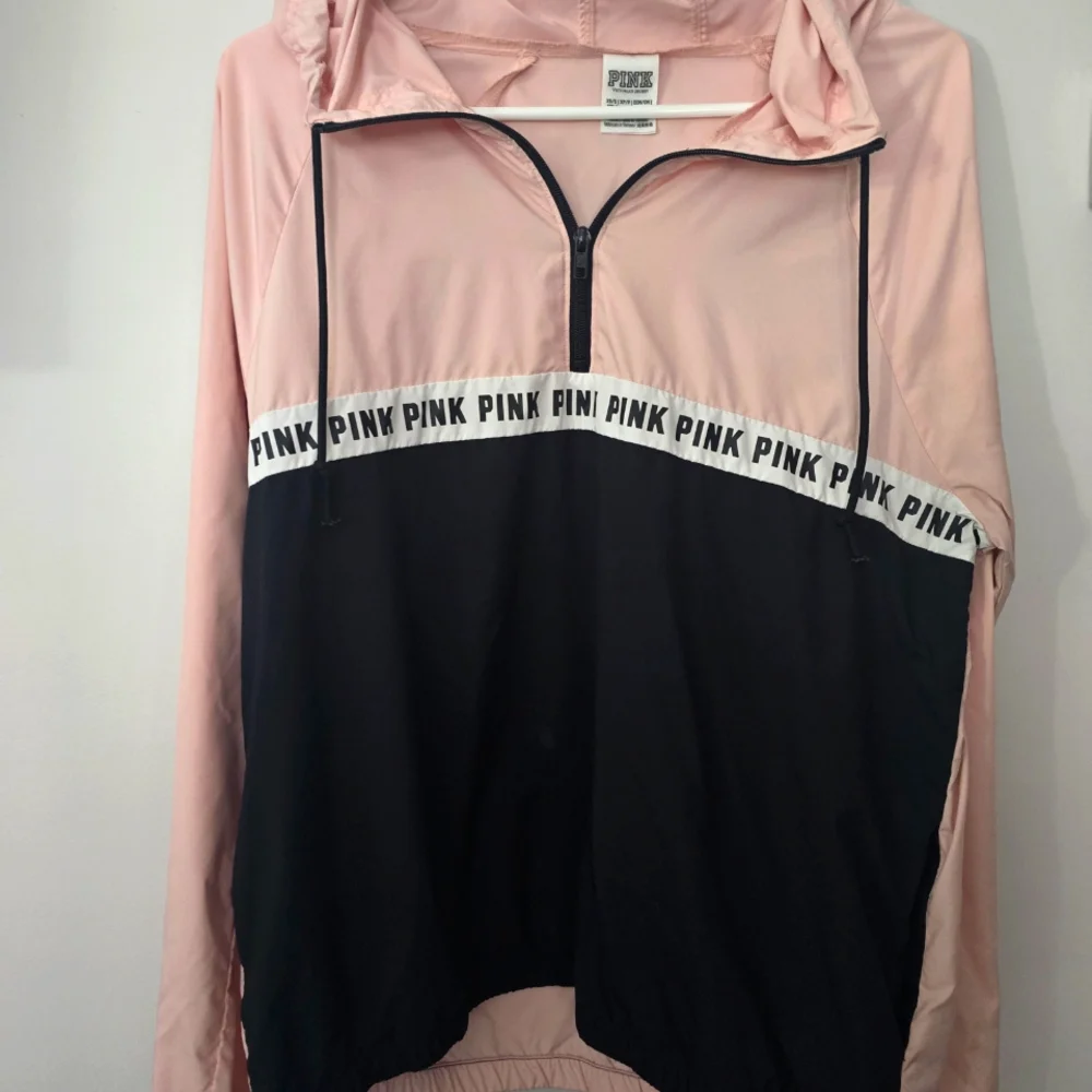 Victoria's Secret Pink Lightweight Halfzip Hoodie Windbreaker. GUC SIZE XS - Picture 1 of 3